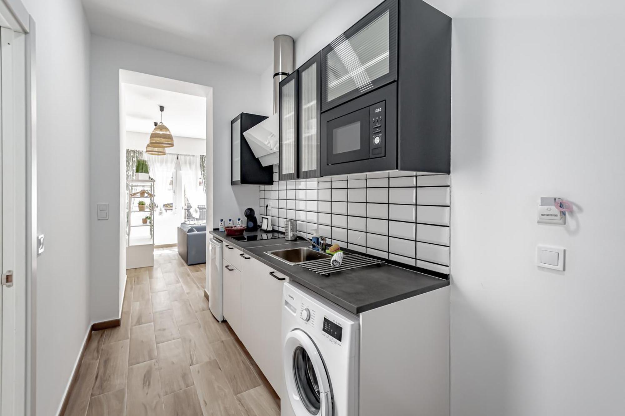 Apartamentos Pino Бенидорм Стая снимка