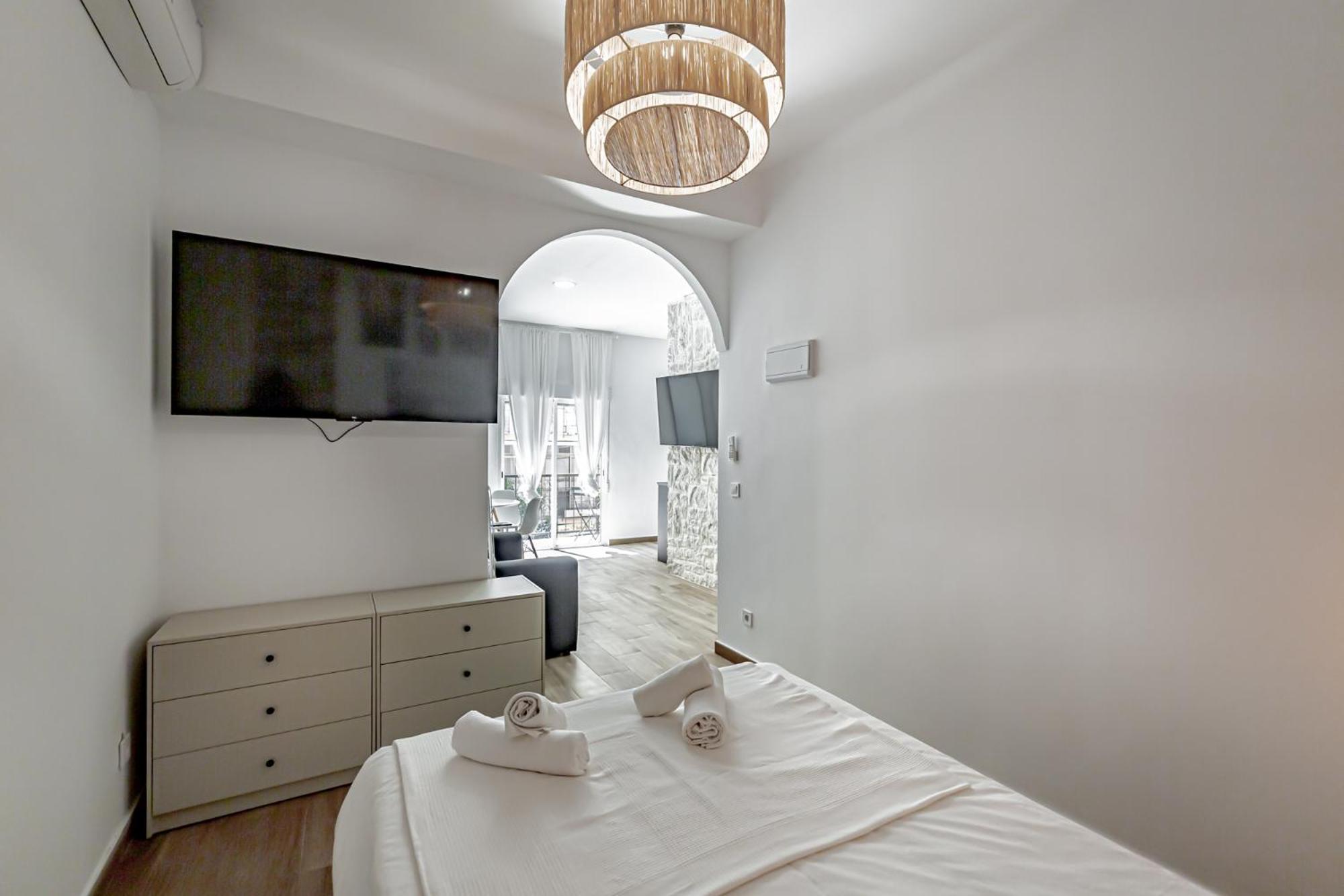 Apartamentos Pino Бенидорм Стая снимка
