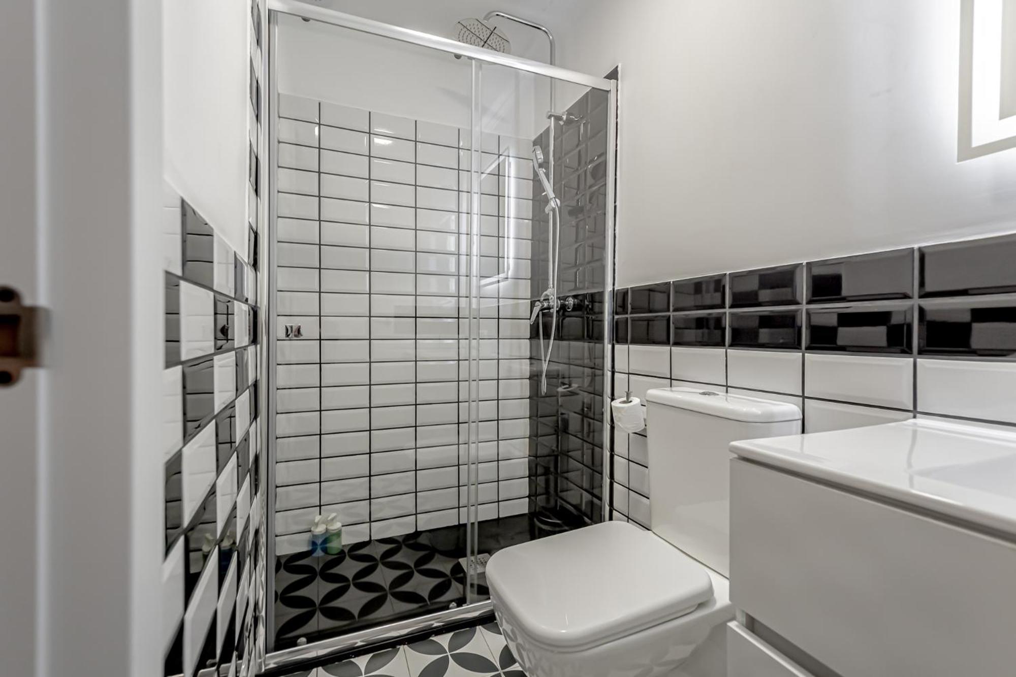 Apartamentos Pino Бенидорм Стая снимка