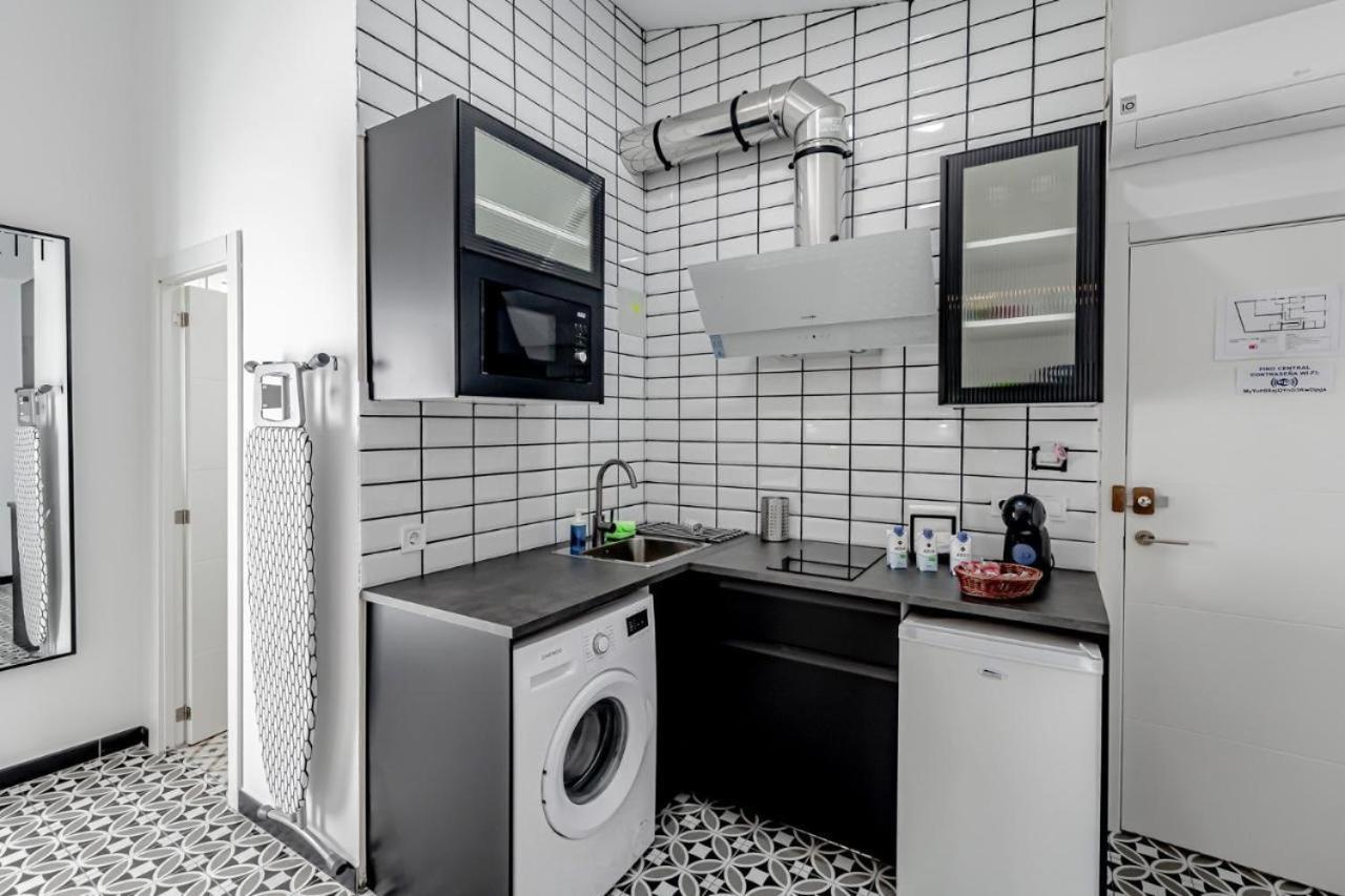 Apartamentos Pino Бенидорм Екстериор снимка
